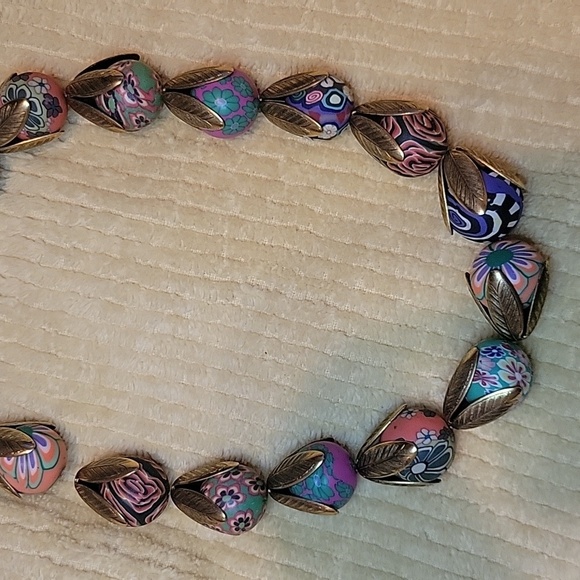 Vintage Lenora Dame tulip bead necklace like new - Picture 4 of 5